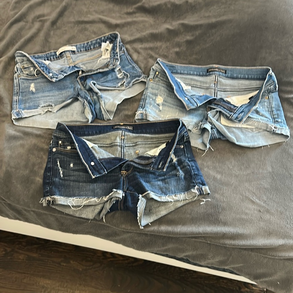 Abercrombie & Zara Stylish Blue Denim Women's Jeans - you get all 3